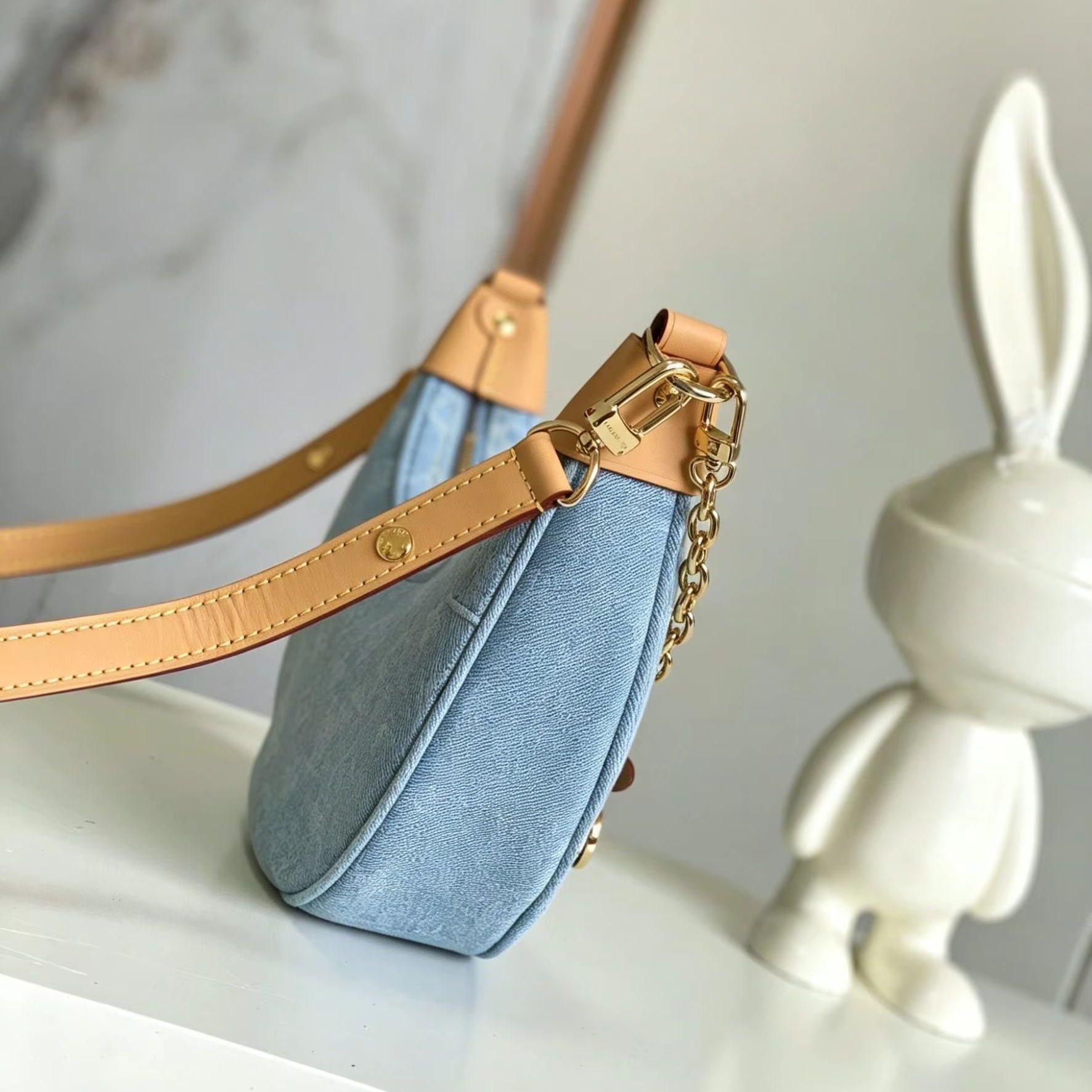 Luxury Bags Denim - Açık Mavi Jakarlı Kot Kumaş Hilal