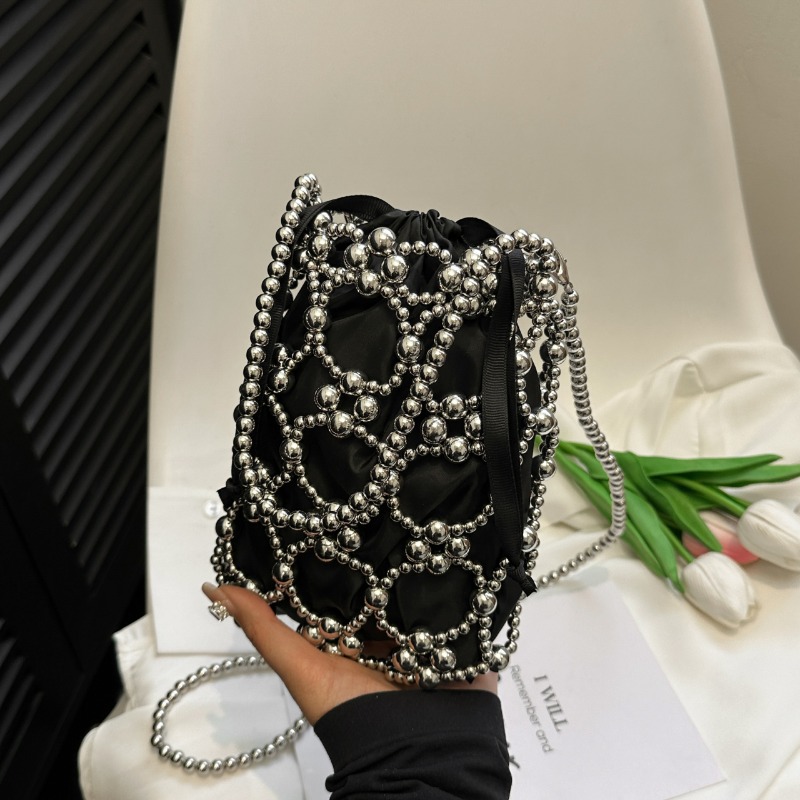Beyaz Boncuklu Kova Omuz ve Cr - Luxury Bags On Sales incelemesi ve fiyatı