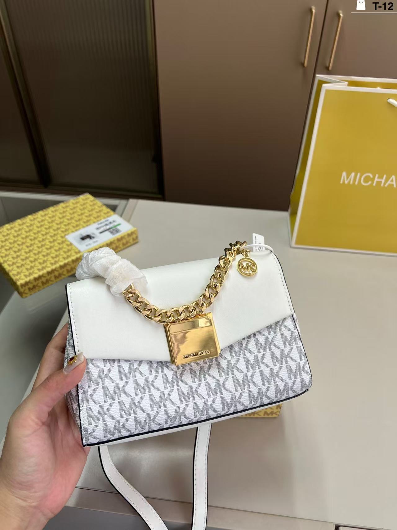 Yepyeni Michael Kors kadın lük - Luxury Bags Michael Kors incelemesi ve fiyatı