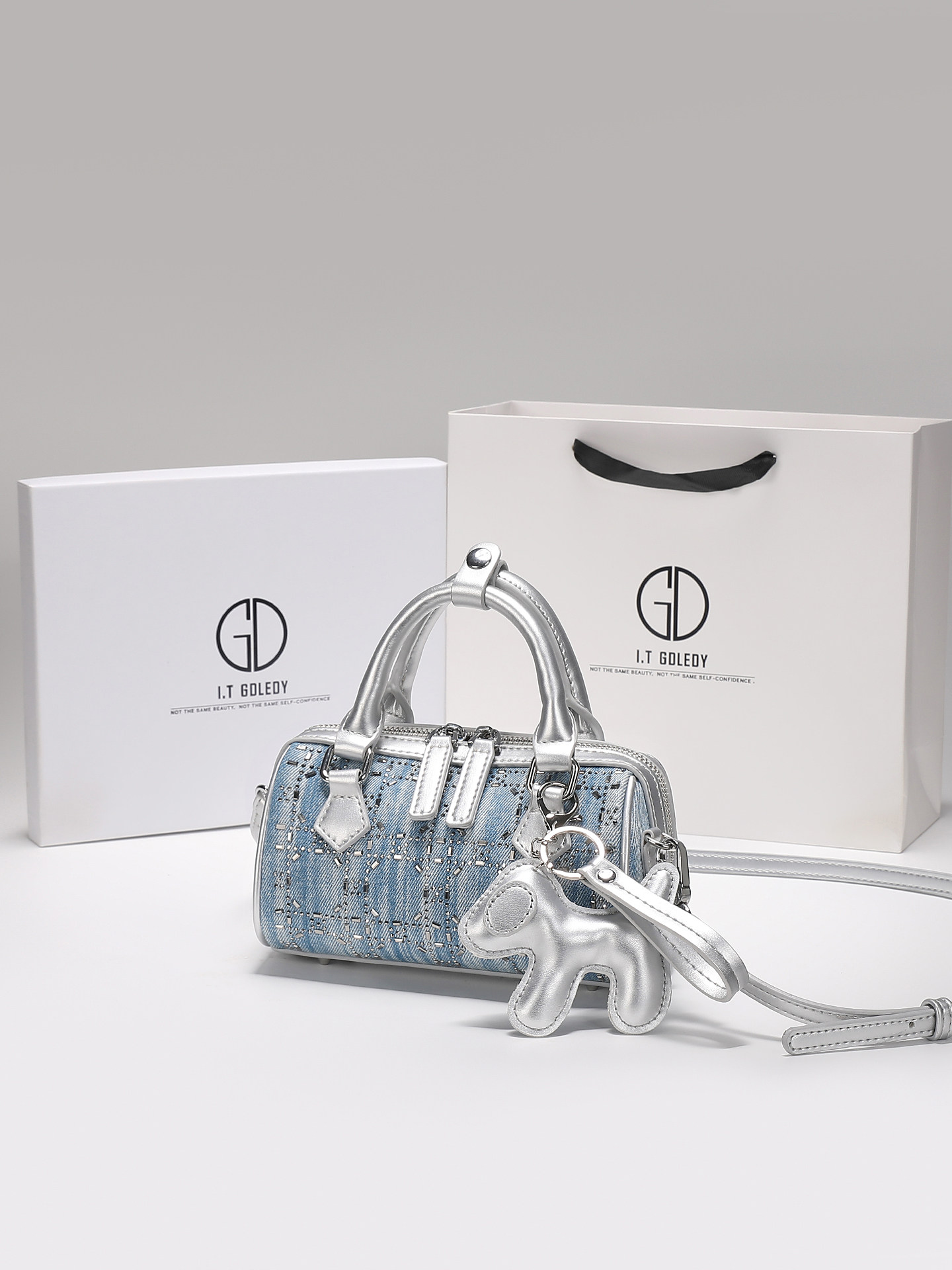 Lüks ve Vintage El Çantası, Za - Luxury Bags Denim incelemesi ve fiyatı