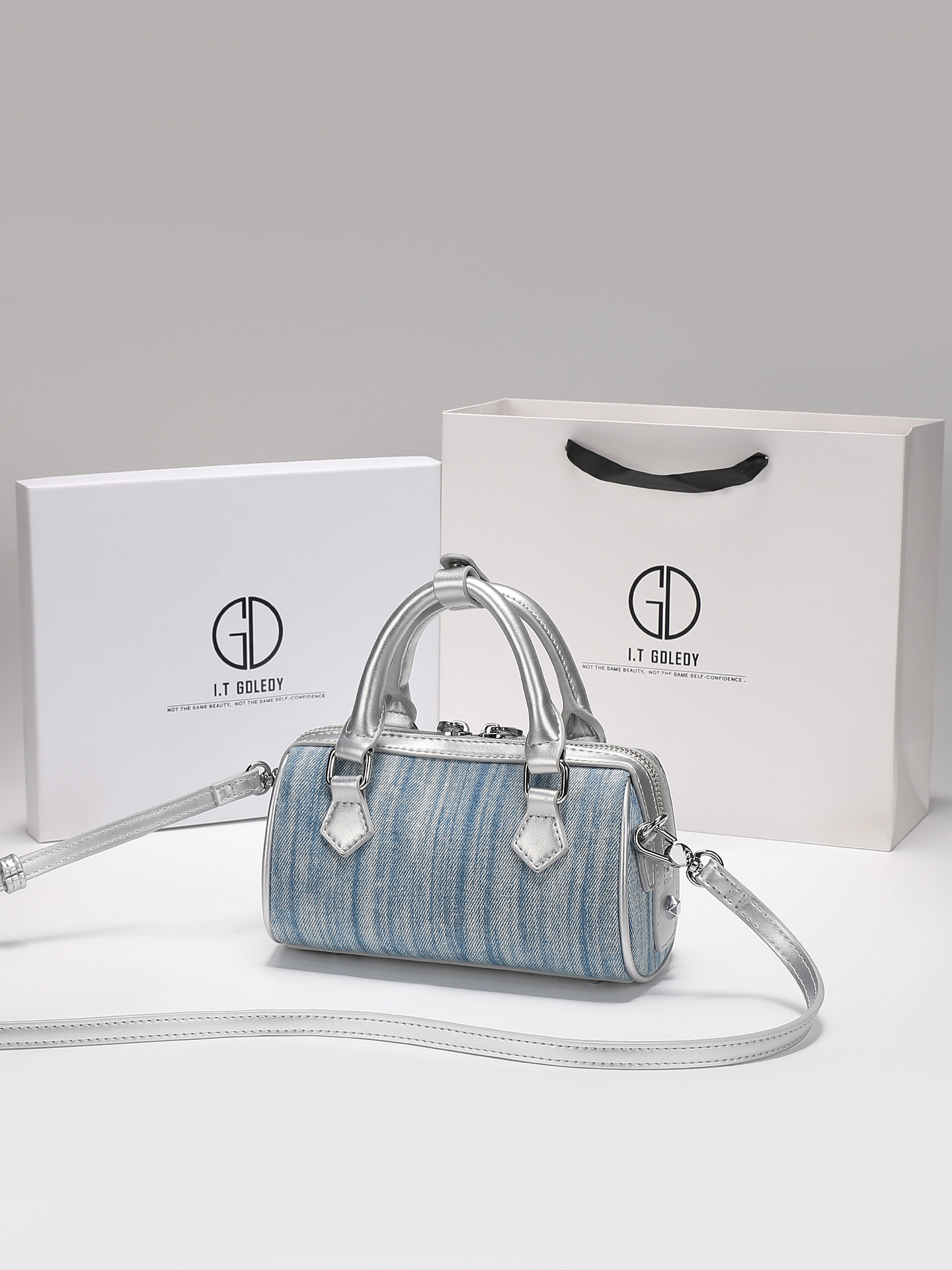 Lüks ve Vintage El Çantası, Za - Luxury Bags Denim incelemesi ve fiyatı